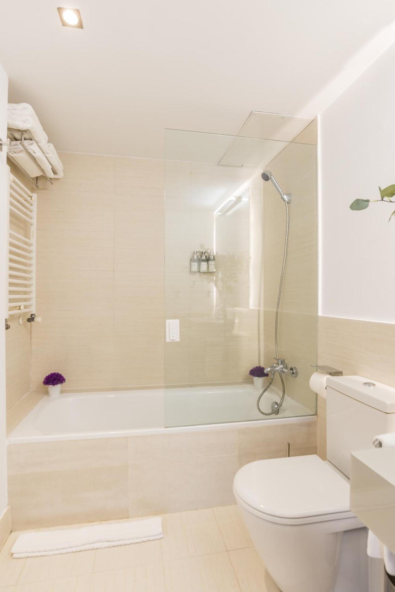 Sol By Skykey Apartment Мадрид Екстериор снимка